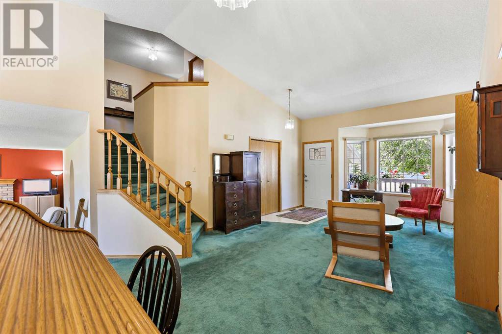 Single Family House for Sale in  Hawkmount Close NW Hawkwood Calgary 
