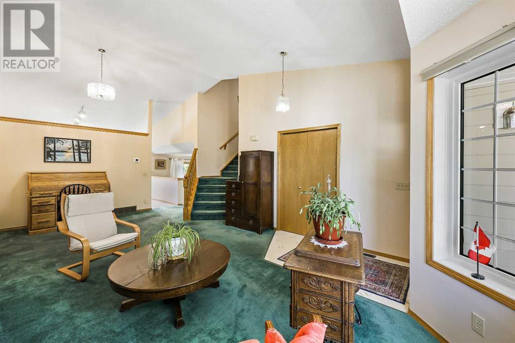Single Family House for Sale in  Hawkmount Close NW Hawkwood Calgary 