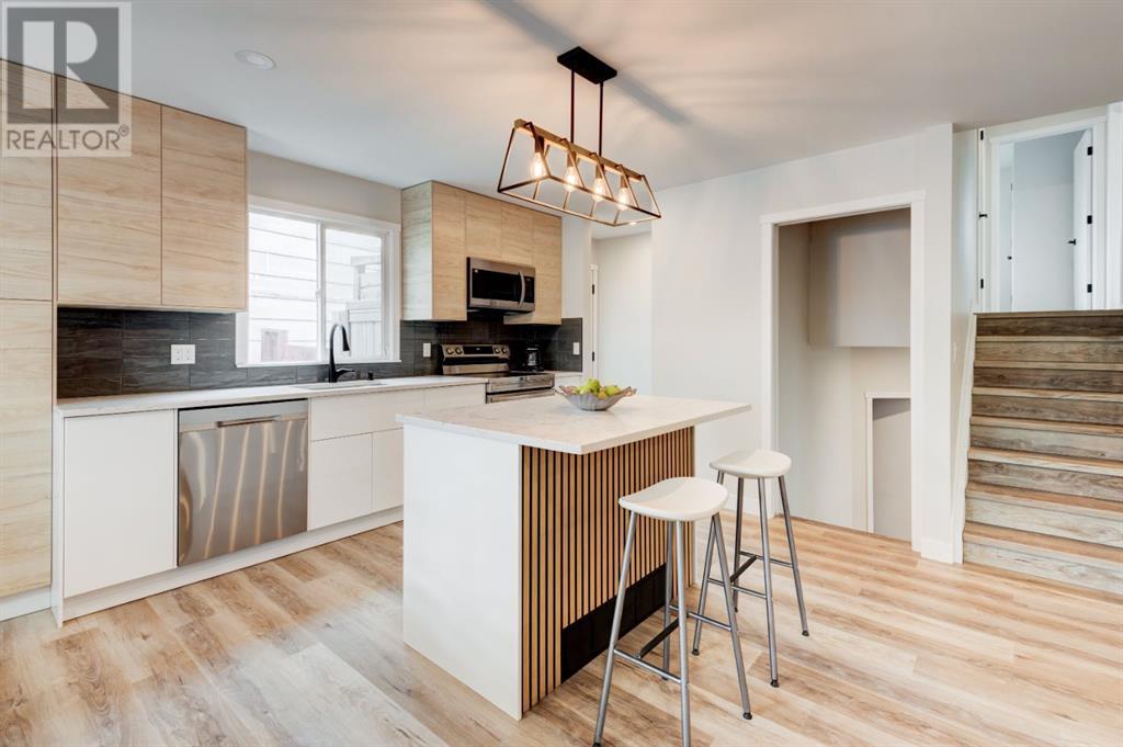 Single Family House 3 Level for Sale in  Sunbank Place SE Sundance Calgary 