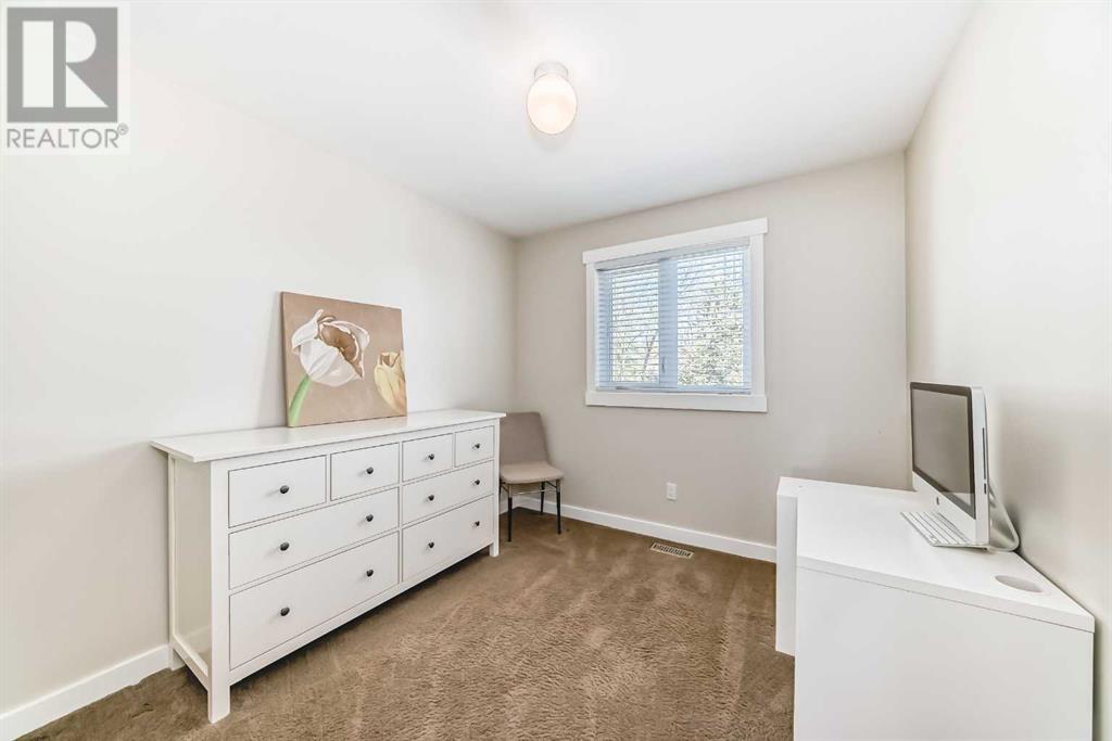 Single Family House 4 Level for Sale in  Signal Hill Place SW Signal Hill Calgary 