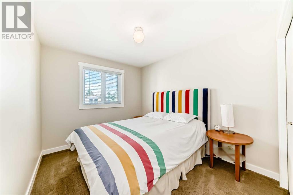 Single Family House 4 Level for Sale in  Signal Hill Place SW Signal Hill Calgary 