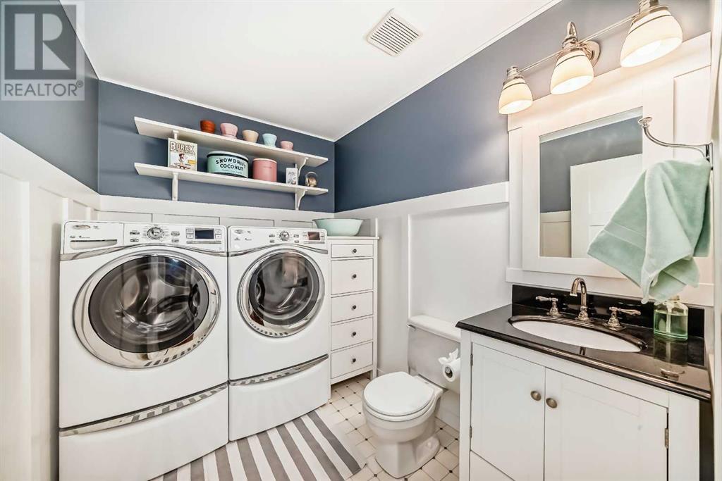 Single Family House 4 Level for Sale in  Signal Hill Place SW Signal Hill Calgary 