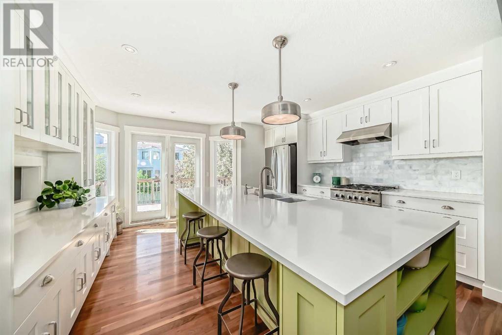 Single Family House 4 Level for Sale in  Signal Hill Place SW Signal Hill Calgary 