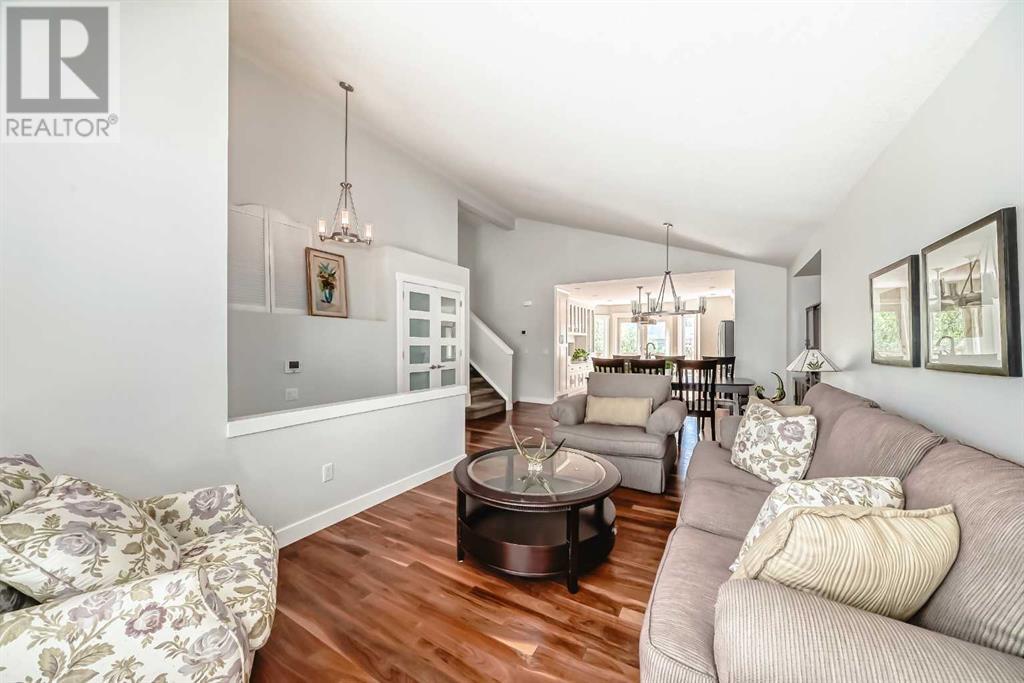 Single Family House 4 Level for Sale in  Signal Hill Place SW Signal Hill Calgary 