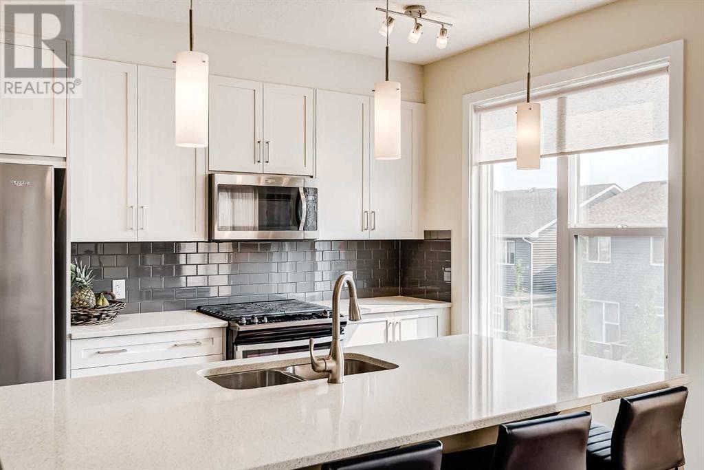 Single Family House for Sale in  Sage Bluff Road NW Sage Hill Calgary 