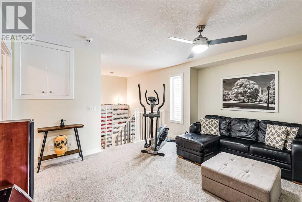 Single Family House for Sale in  Sage Bluff Road NW Sage Hill Calgary 