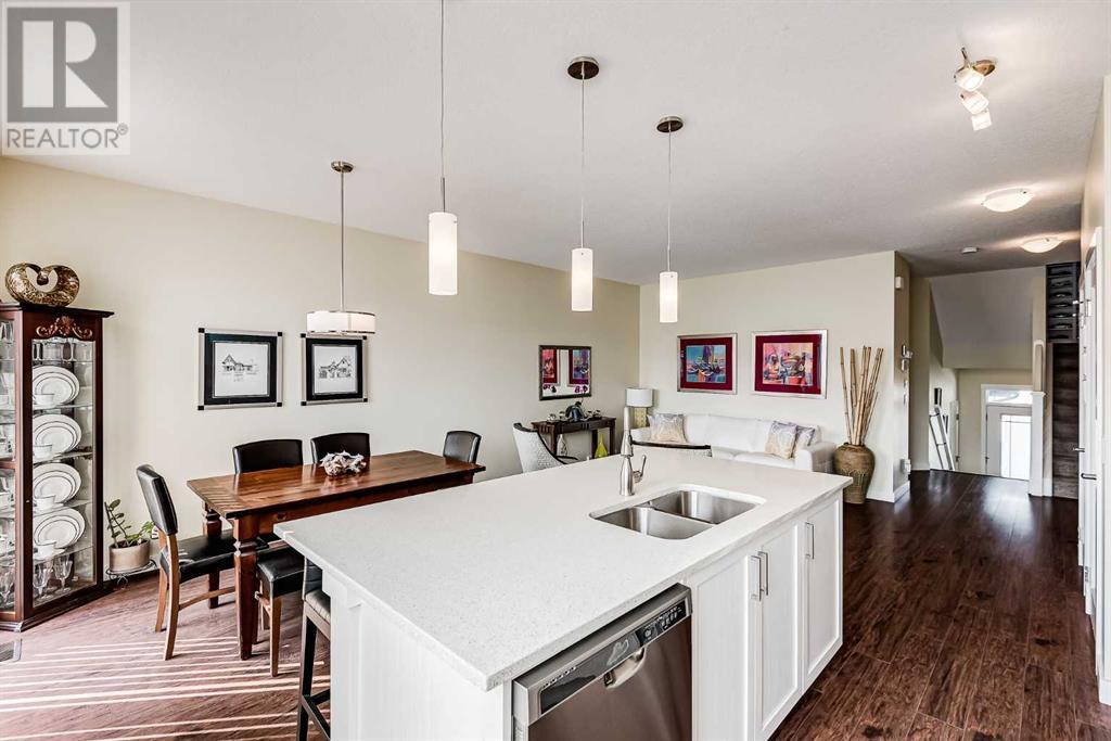 Single Family House for Sale in  Sage Bluff Road NW Sage Hill Calgary 
