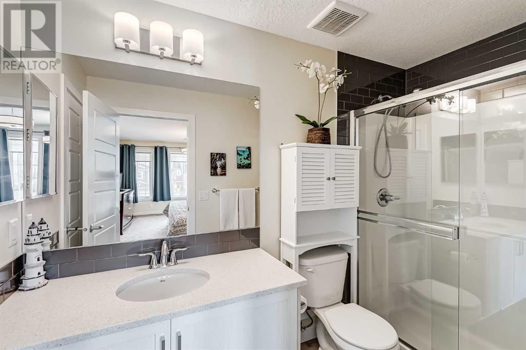 Single Family House for Sale in  Sage Bluff Road NW Sage Hill Calgary 