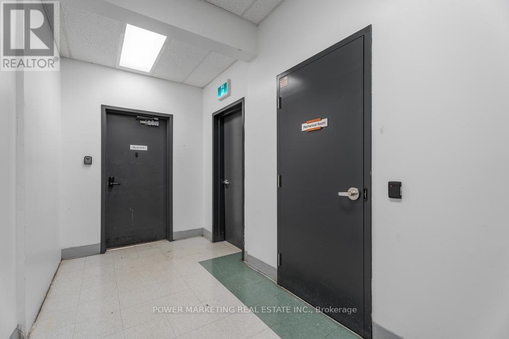 Photo 5 of 345 A Preston Street, Ottawa ON