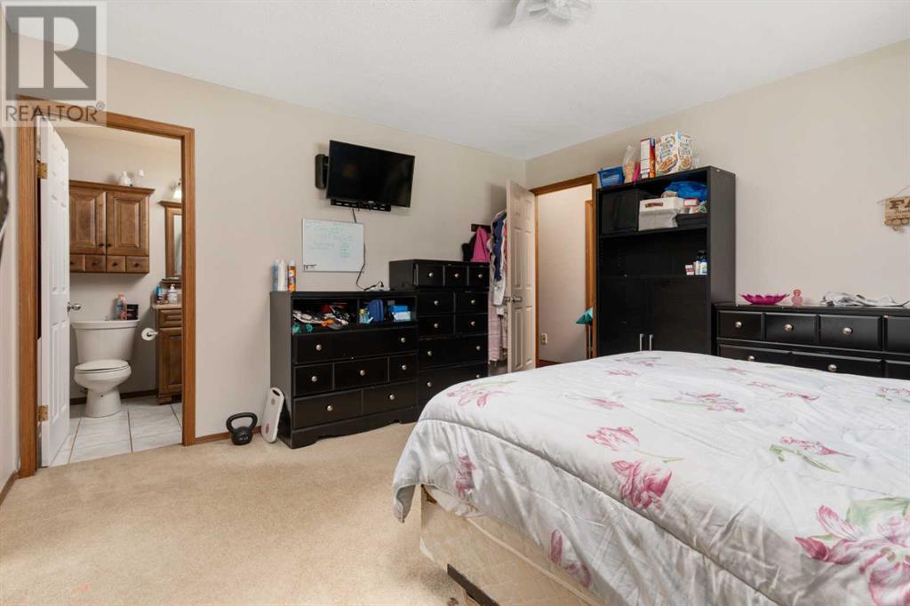Single Family House Bungalow for Sale in   Street Victoria Park Camrose 