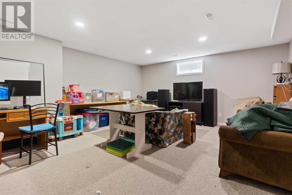 Single Family House Bungalow for Sale in   Street Victoria Park Camrose 