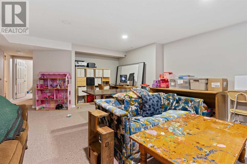 Single Family House Bungalow for Sale in   Street Victoria Park Camrose 