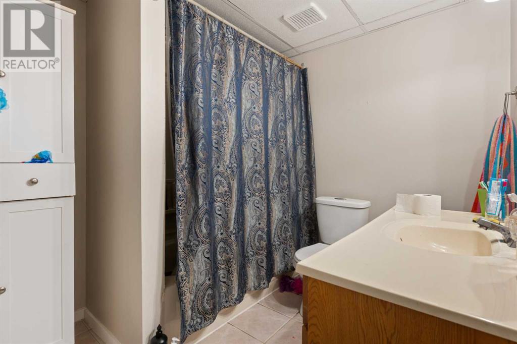 Single Family House Bungalow for Sale in   Street Victoria Park Camrose 