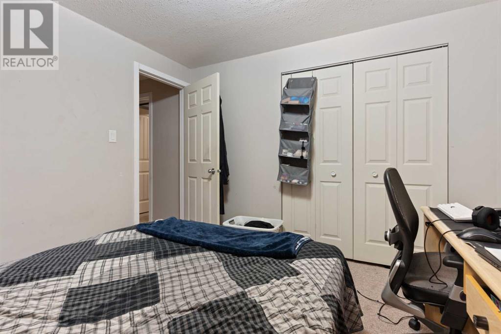 Single Family House Bungalow for Sale in   Street Victoria Park Camrose 