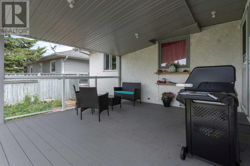 Single Family House Bungalow for Sale in   Street Victoria Park Camrose 