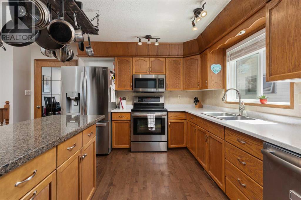 Single Family House Bungalow for Sale in   Street Victoria Park Camrose 