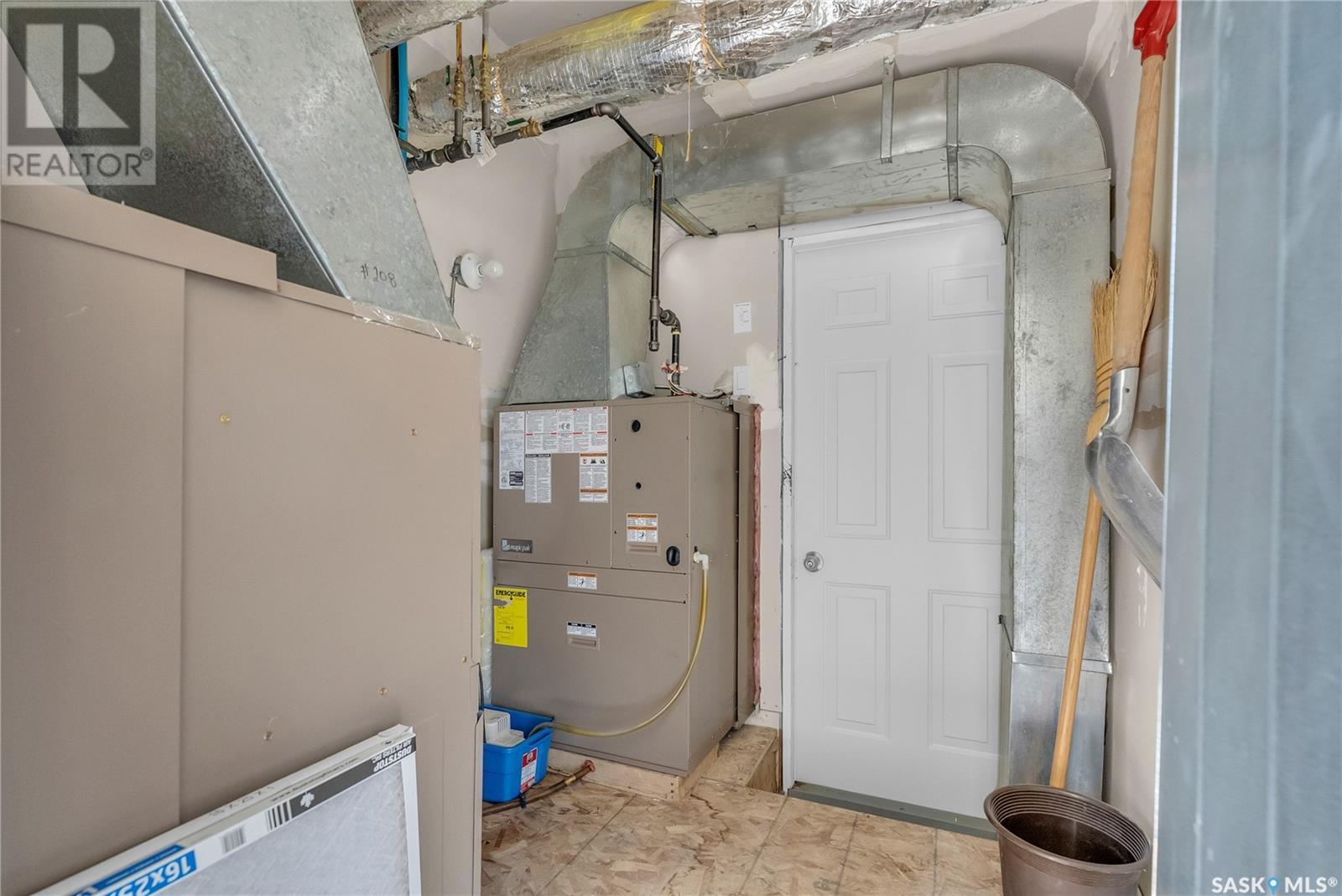 Single Family House Low rise for Sale in   Nelson ROAD Saskatoon 