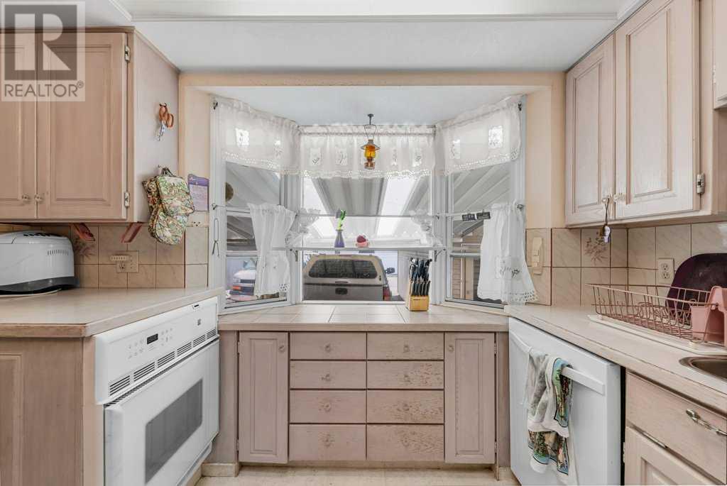 Single Family House Bungalow for Sale in  Fraser Road SE Fairview Calgary 