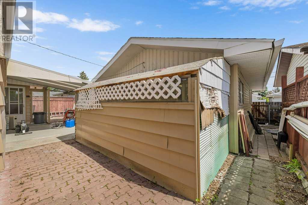 Single Family House Bungalow for Sale in  Fraser Road SE Fairview Calgary 