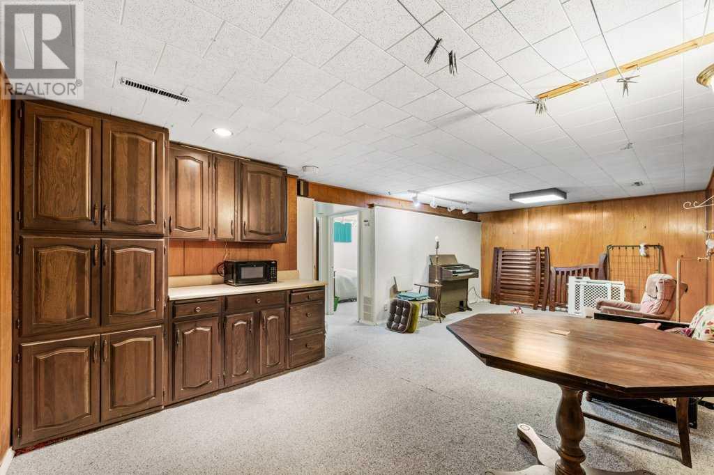 Single Family House Bungalow for Sale in  Fraser Road SE Fairview Calgary 
