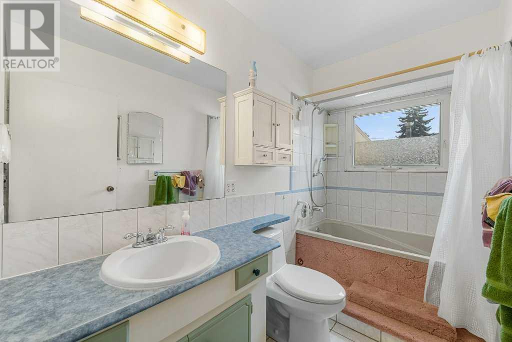 Single Family House Bungalow for Sale in  Fraser Road SE Fairview Calgary 