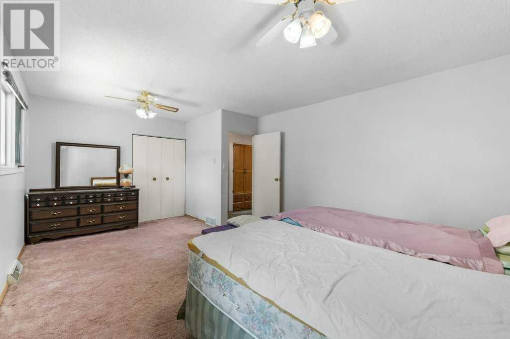 Single Family House Bungalow for Sale in  Fraser Road SE Fairview Calgary 