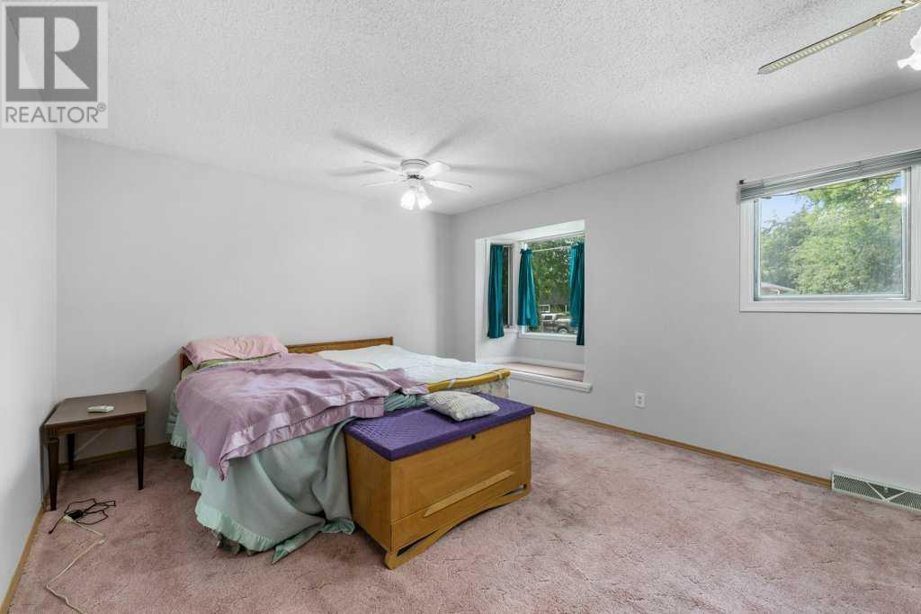 Single Family House Bungalow for Sale in  Fraser Road SE Fairview Calgary 