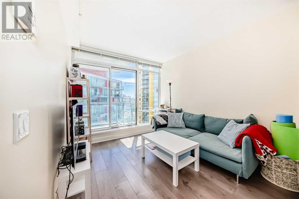 Single Family House for Sale in   brentwood Common NW Brentwood Calgary 