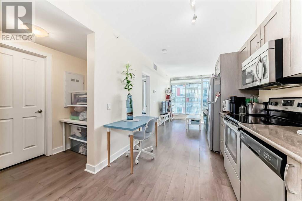 Single Family House for Sale in   brentwood Common NW Brentwood Calgary 