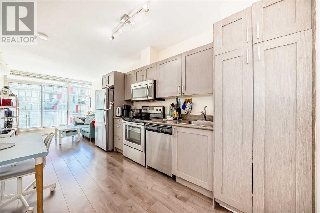 Single Family House for Sale in   brentwood Common NW Brentwood Calgary 