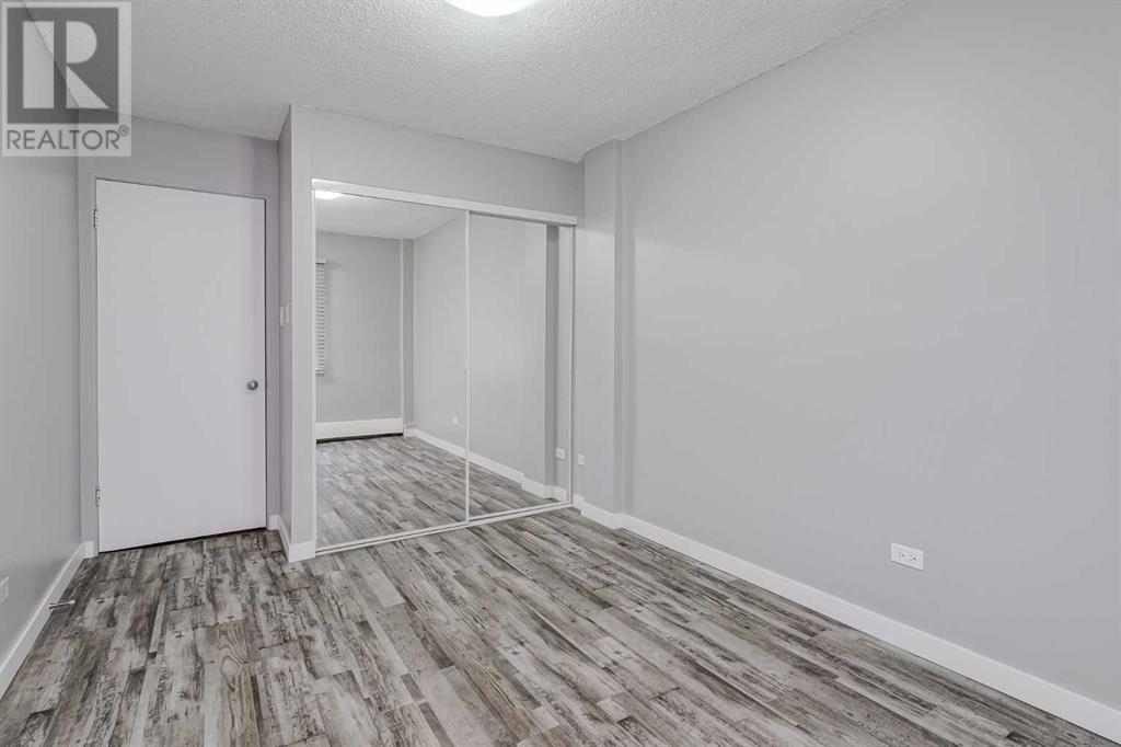 Single Family House for Sale in C   Avenue SW Cliff Bungalow Calgary 