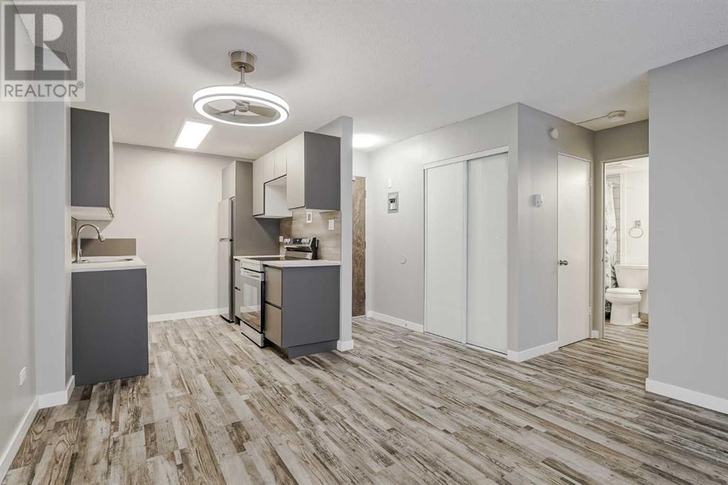 Single Family House for Sale in C   Avenue SW Cliff Bungalow Calgary 