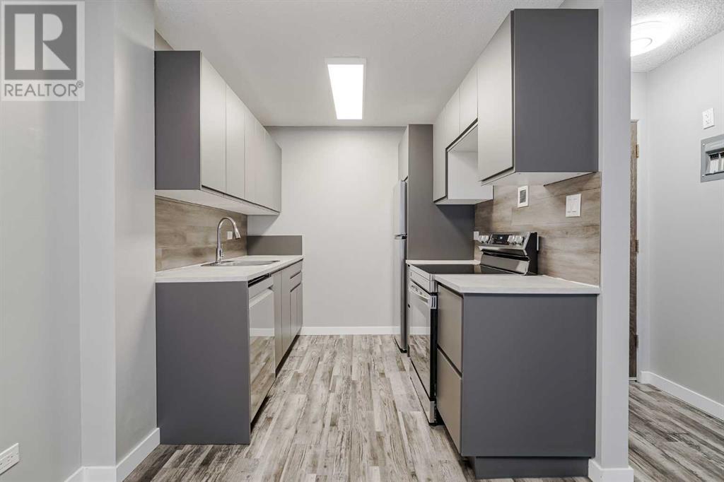 Single Family House for Sale in C   Avenue SW Cliff Bungalow Calgary 