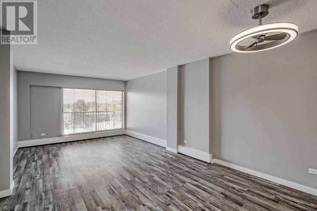 Single Family House for Sale in C   Avenue SW Cliff Bungalow Calgary 