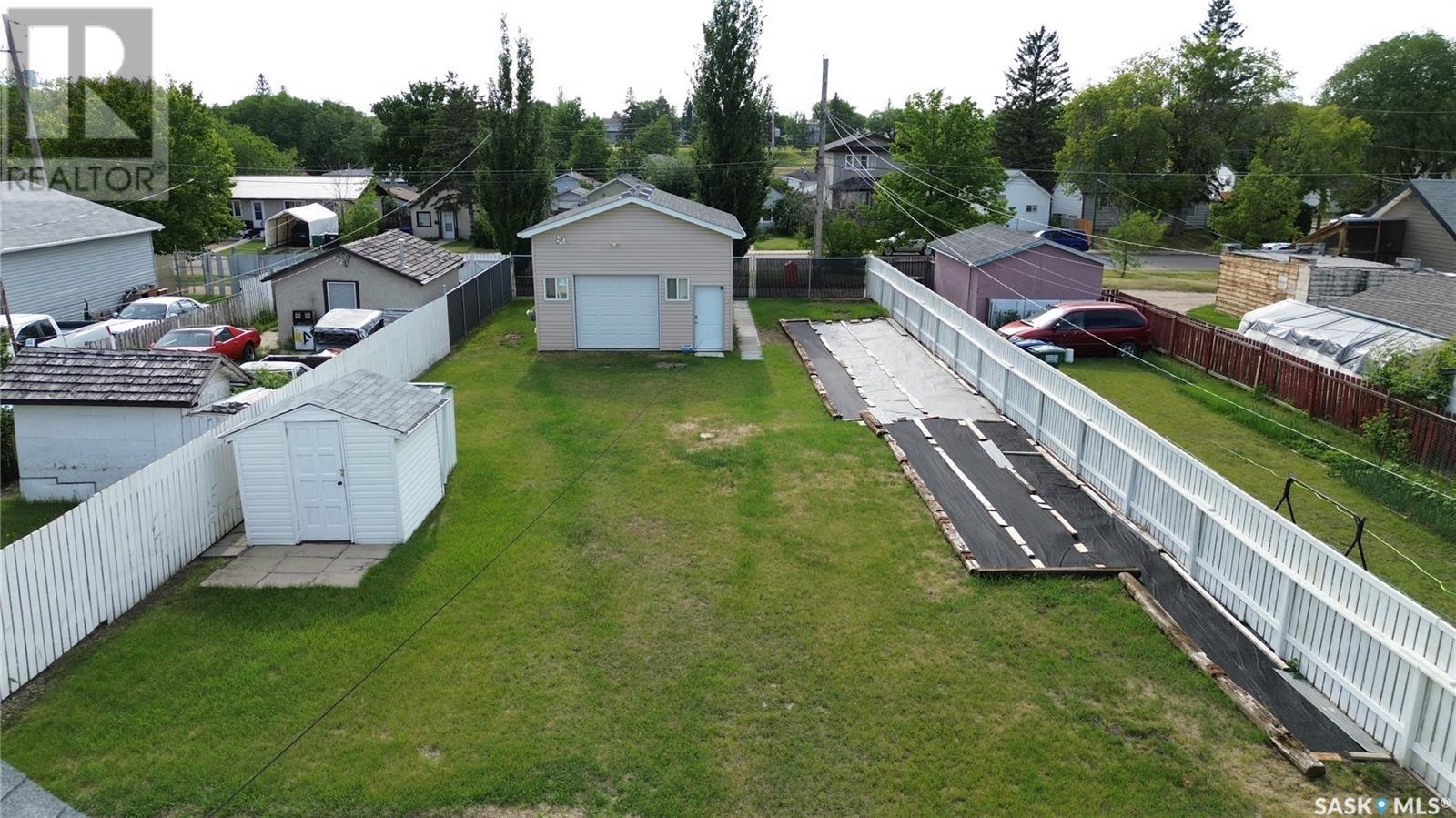 Photo 28 of 227 M Avenue N, Saskatoon SK