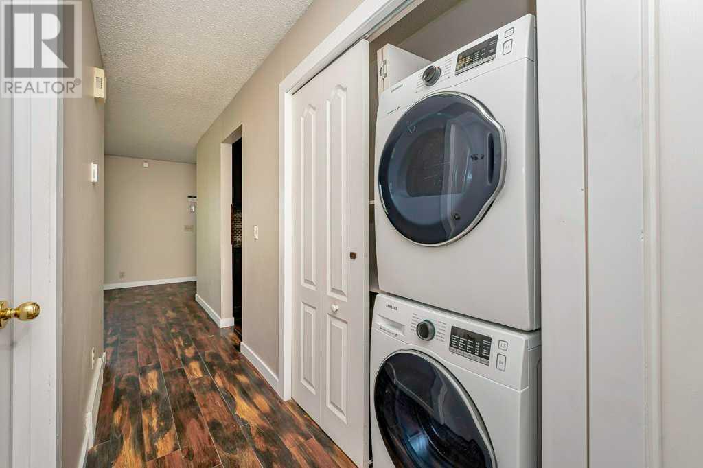 159 Castlebrook Drive NE, Calgary, Alberta