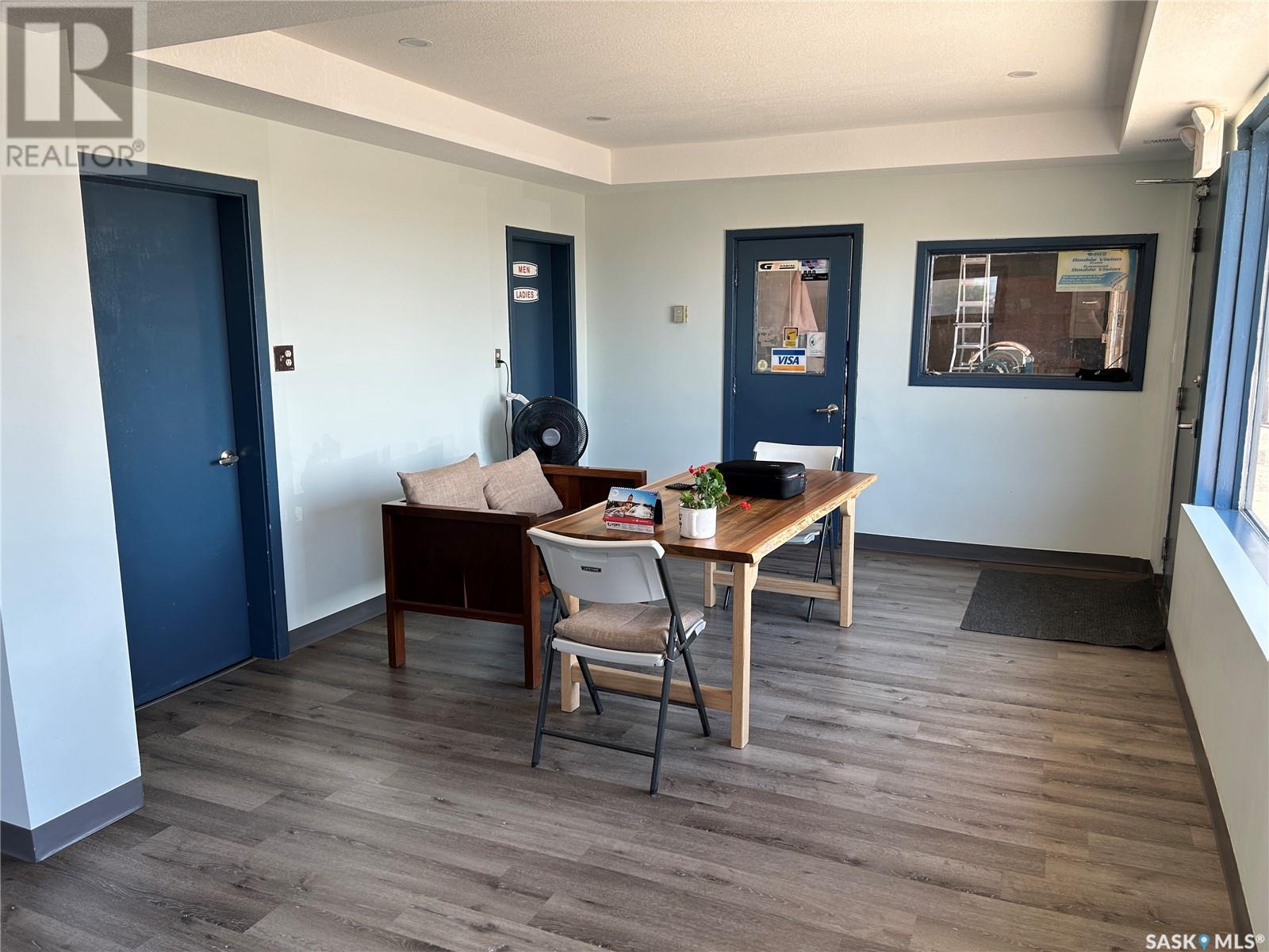 Photo 15 of 280 Manitoba Street W, Moose Jaw SK