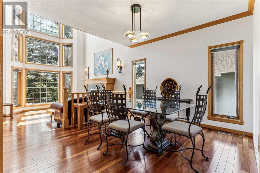 Single Family House for Sale in  Edgeview Road NW Edgemont Calgary 