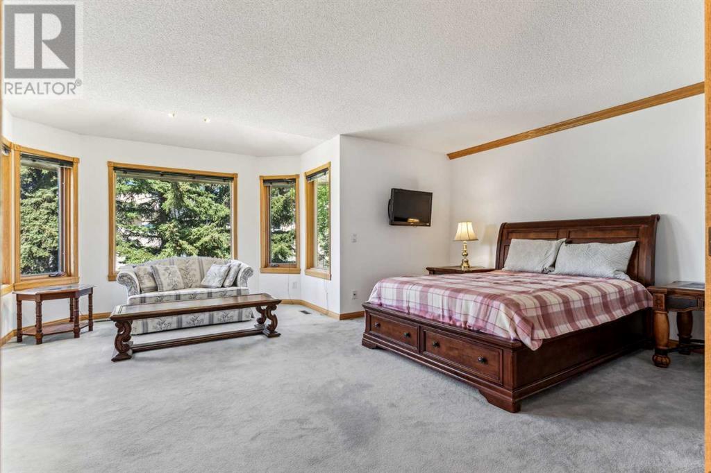 Single Family House for Sale in  Edgeview Road NW Edgemont Calgary 