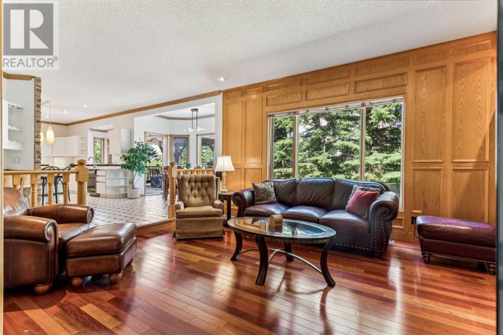 Single Family House for Sale in  Edgeview Road NW Edgemont Calgary 