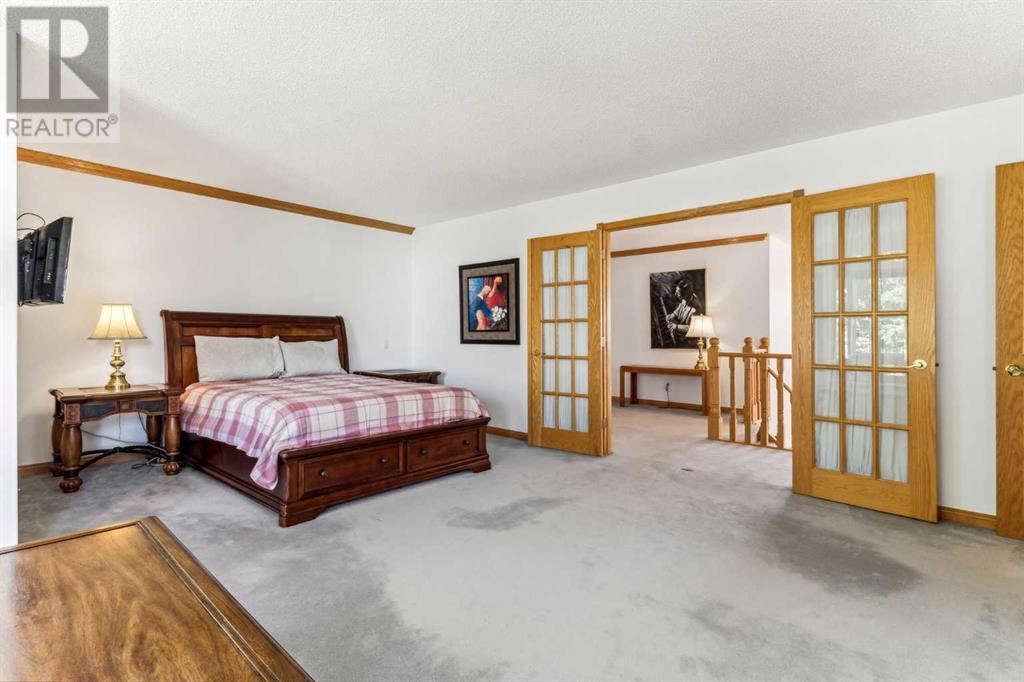 Single Family House for Sale in  Edgeview Road NW Edgemont Calgary 