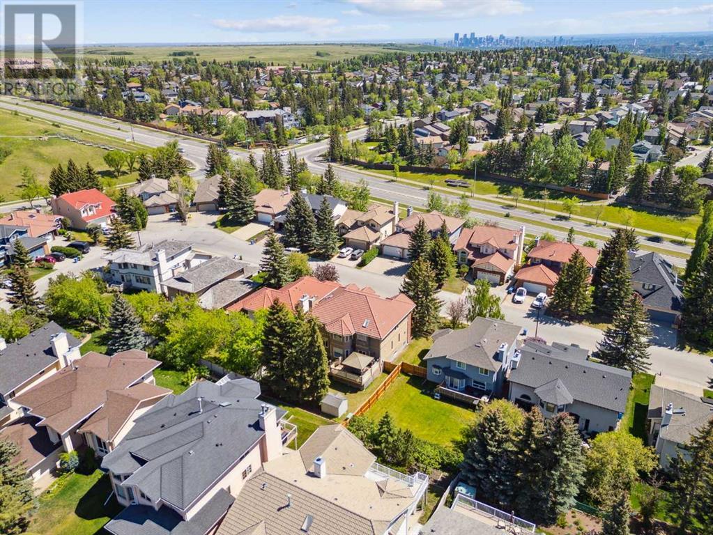 Single Family House for Sale in  Edgeview Road NW Edgemont Calgary 