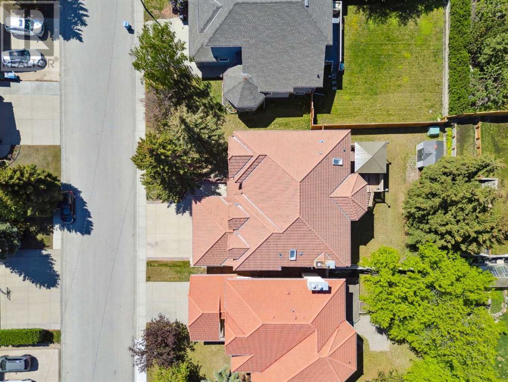Single Family House for Sale in  Edgeview Road NW Edgemont Calgary 