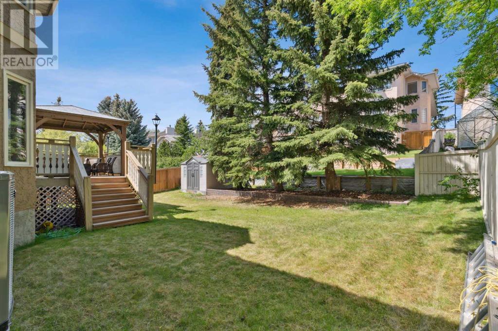 Single Family House for Sale in  Edgeview Road NW Edgemont Calgary 