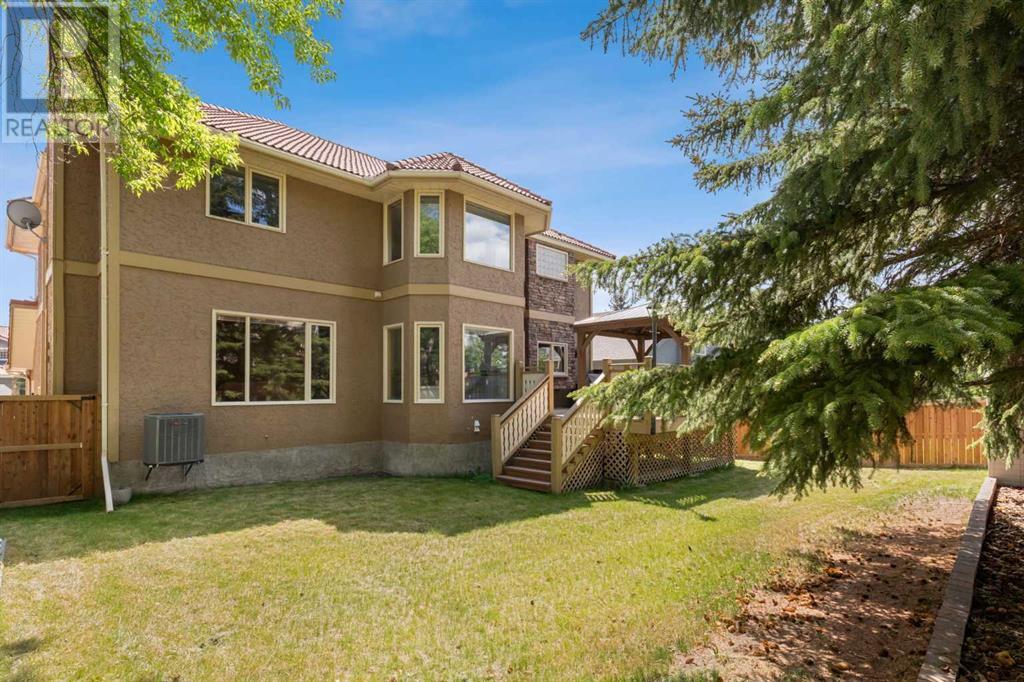 Single Family House for Sale in  Edgeview Road NW Edgemont Calgary 
