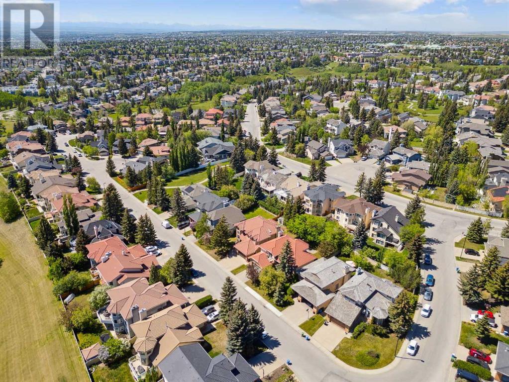 Single Family House for Sale in  Edgeview Road NW Edgemont Calgary 