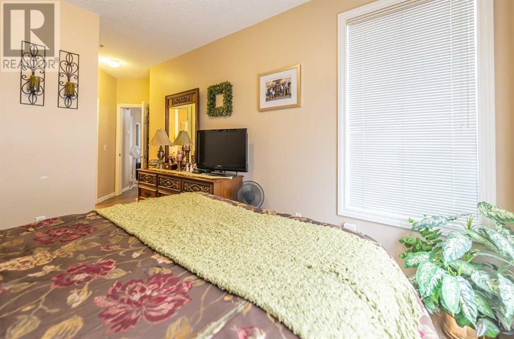 Single Family House for Sale in   Arbour Lake Road NW Arbour Lake Calgary 