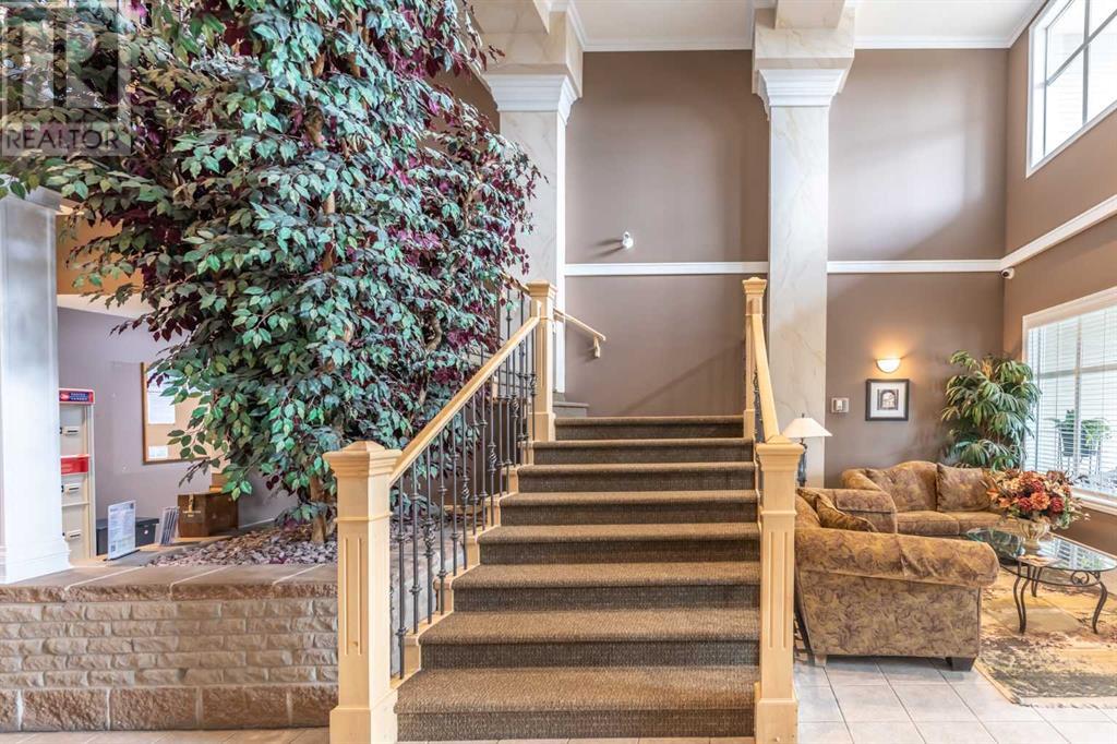 Single Family House for Sale in   Arbour Lake Road NW Arbour Lake Calgary 