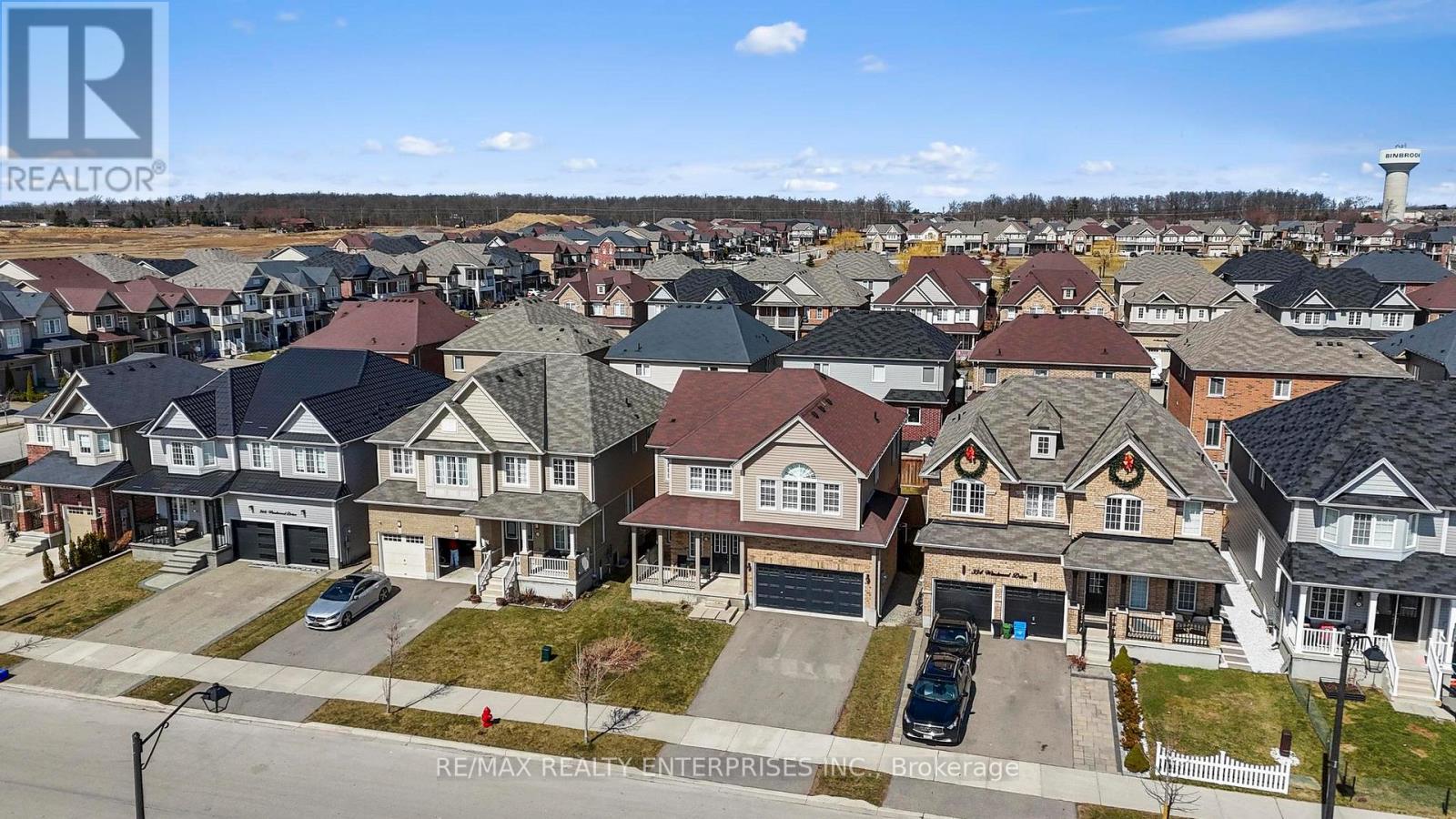 Photo 2 of 358 Windwood Drive, Hamilton ON