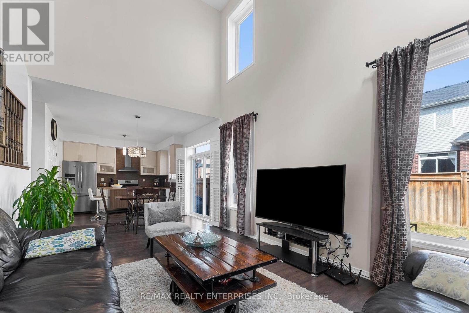 Photo 22 of 358 Windwood Drive, Hamilton ON